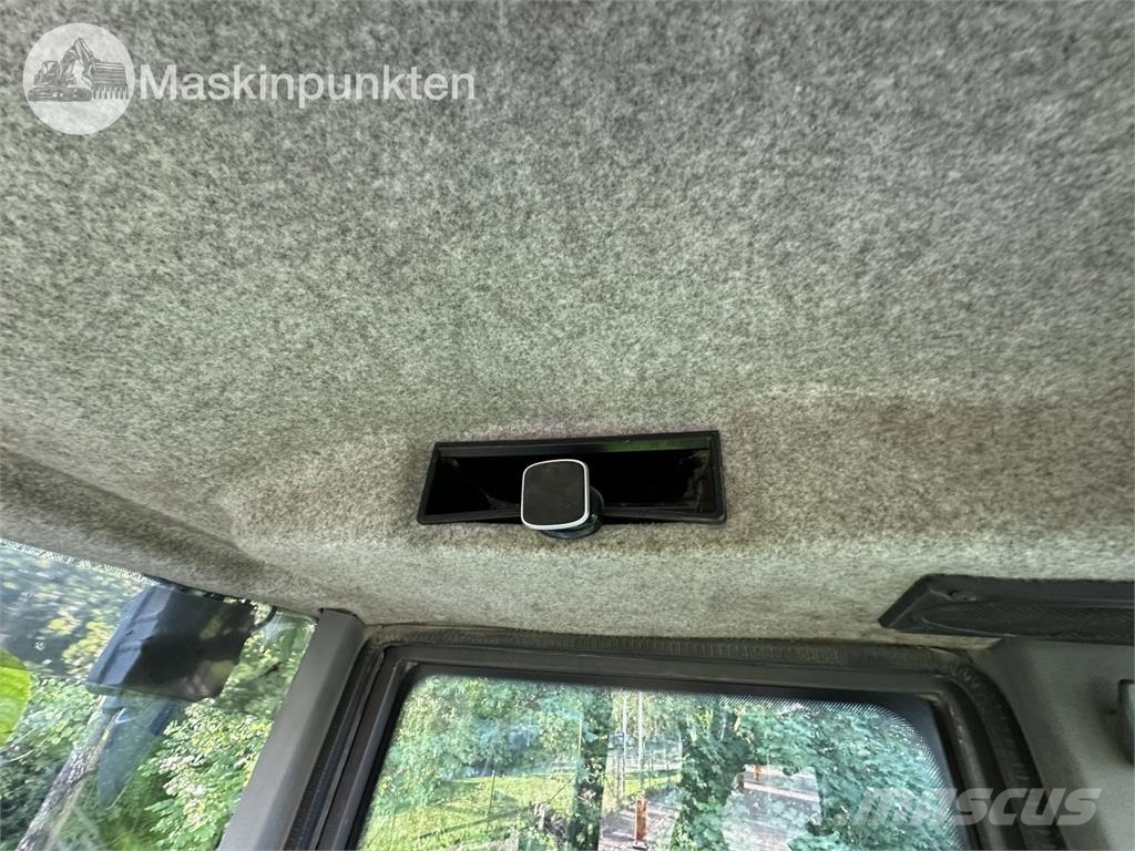 Volvo L32Z Kolesni nakladalci