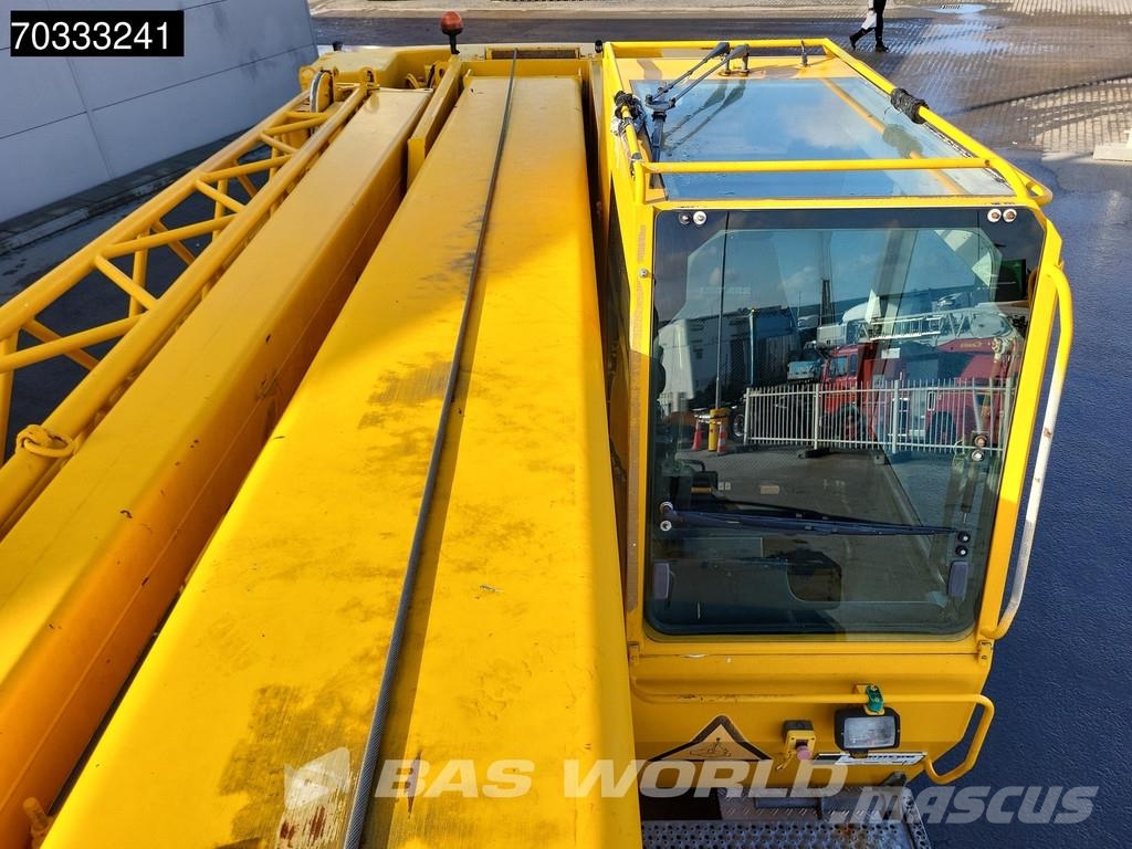 Liebherr LTM1030-2 Žeriavy pre ťažký terén