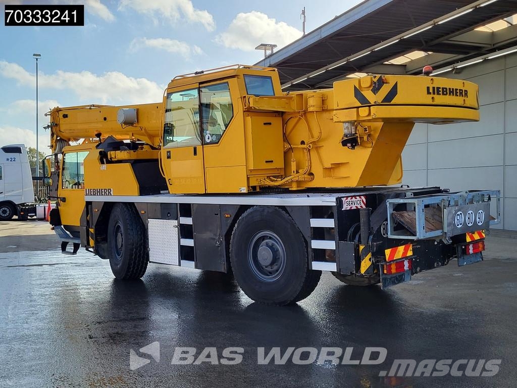Liebherr LTM1030-2 Avtodvigala