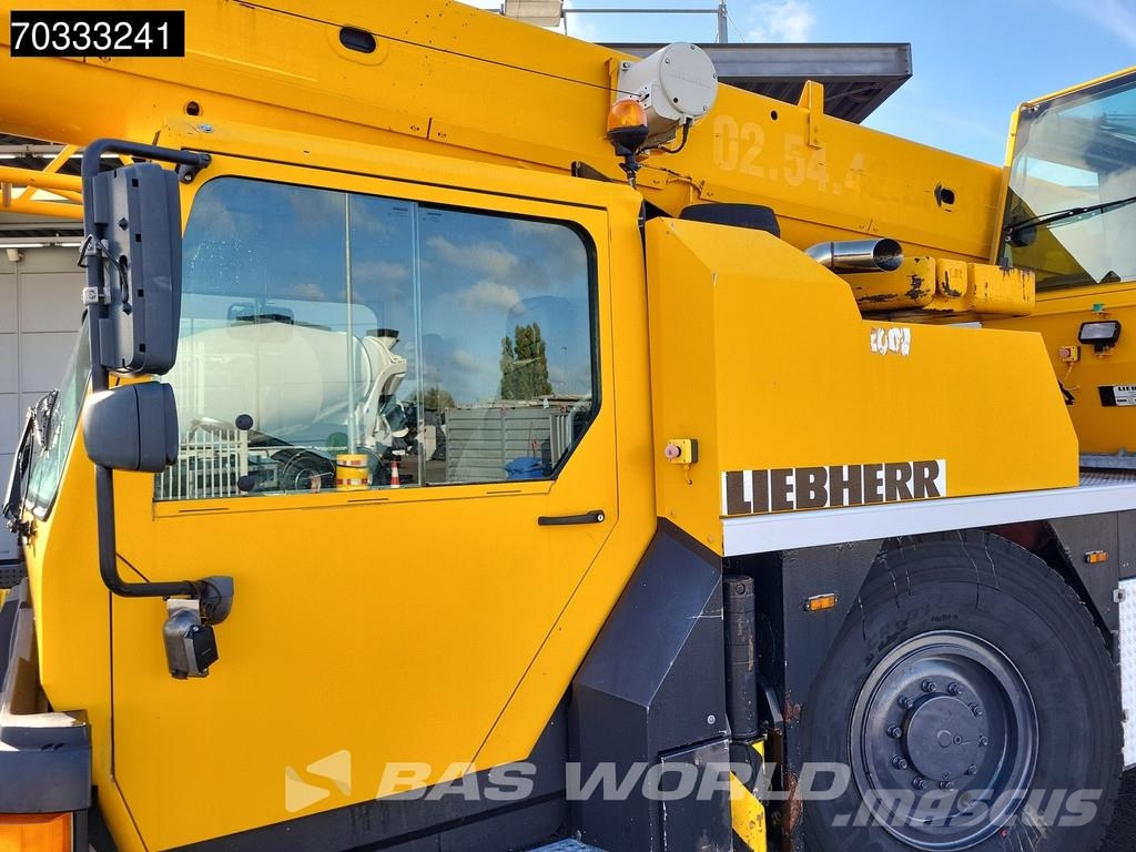 Liebherr LTM1030-2 Žeriavy pre ťažký terén