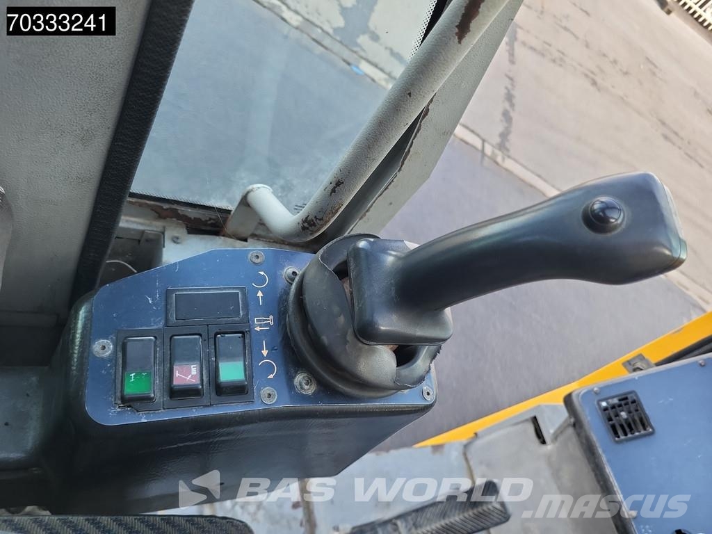 Liebherr LTM1030-2 Žeriavy pre ťažký terén