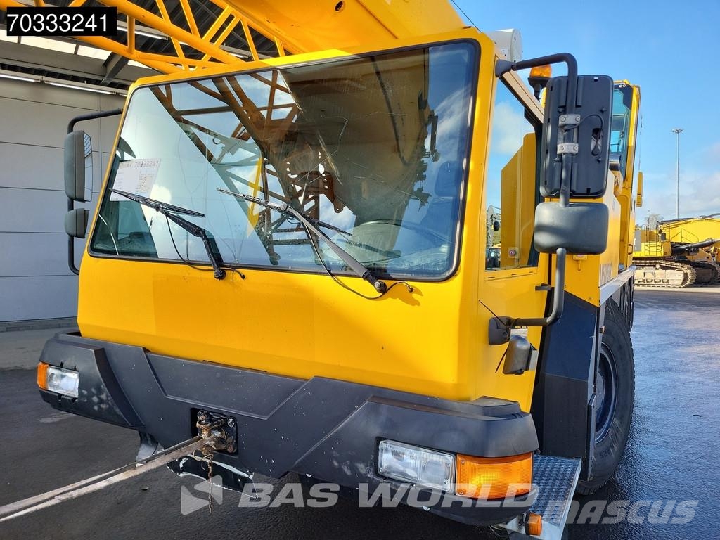 Liebherr LTM1030-2 Avtodvigala