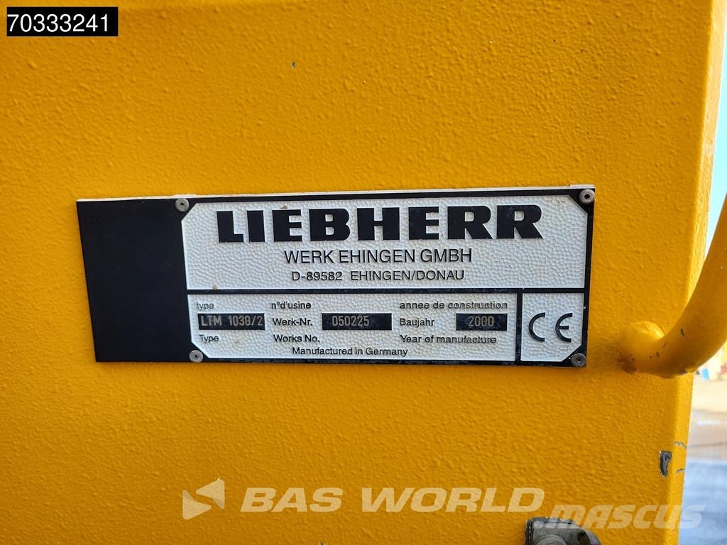 Liebherr LTM1030-2 Avtodvigala