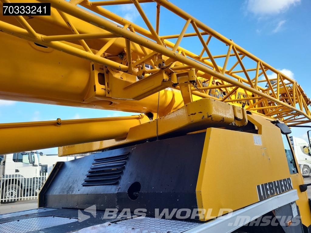 Liebherr LTM1030-2 Avtodvigala