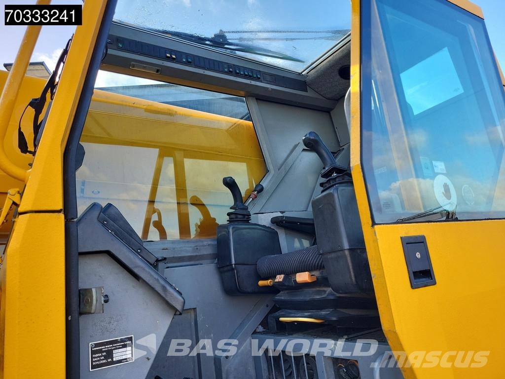 Liebherr LTM1030-2 Žeriavy pre ťažký terén
