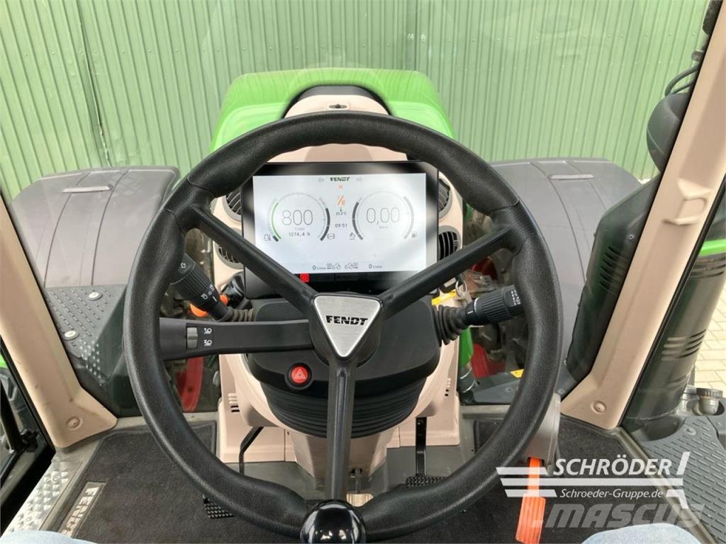 Fendt 724 VARIO GEN6 PROFI PLUS Traktoren