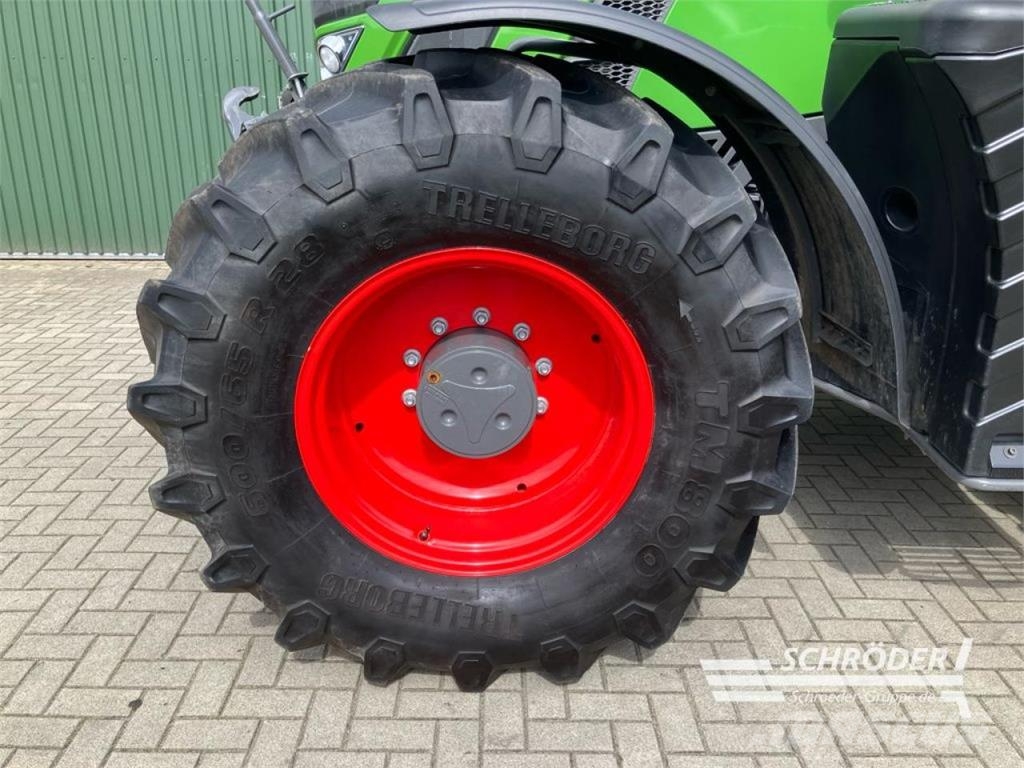 Fendt 724 VARIO GEN6 PROFI PLUS Traktoren