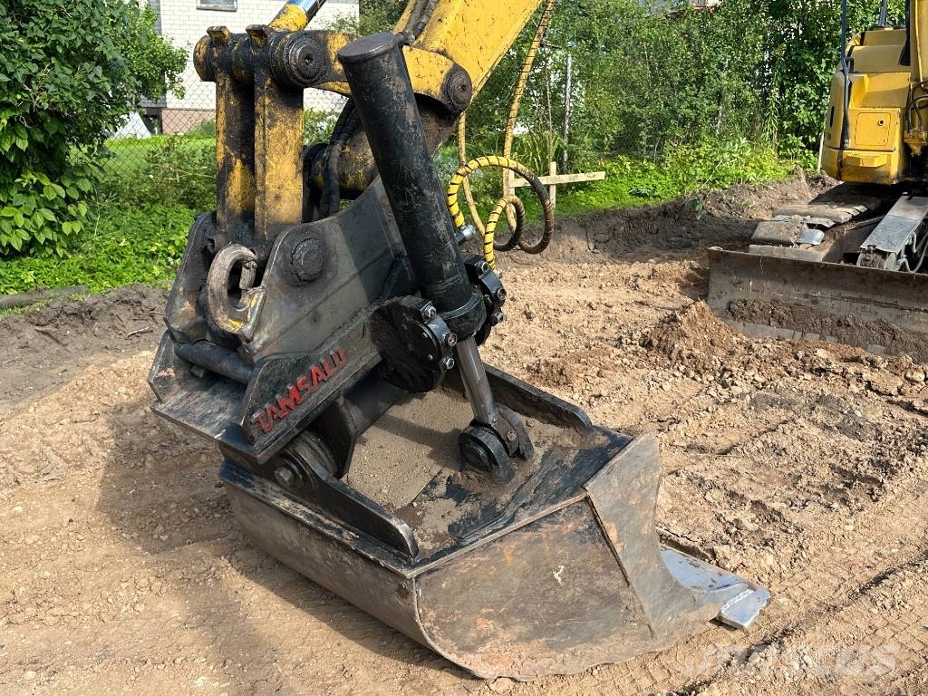 Komatsu PC 138 US-8 Escavadeiras de esteiras