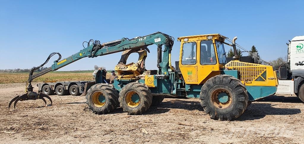 HSM im Kundenauftrag mob.015208945771 904 6 Rad Skidders