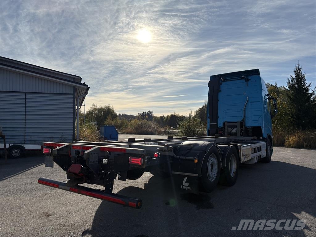 Volvo FH460 6x2 LNG Tovornjaki-šasije