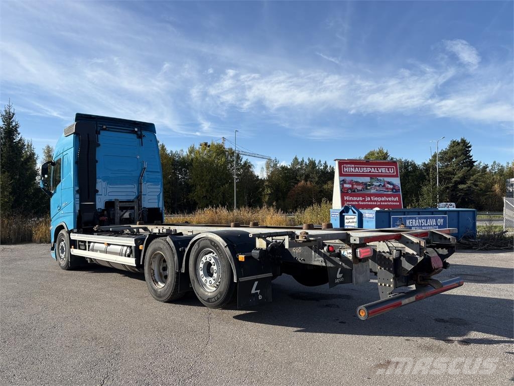 Volvo FH460 6x2 LNG Tovornjaki-šasije