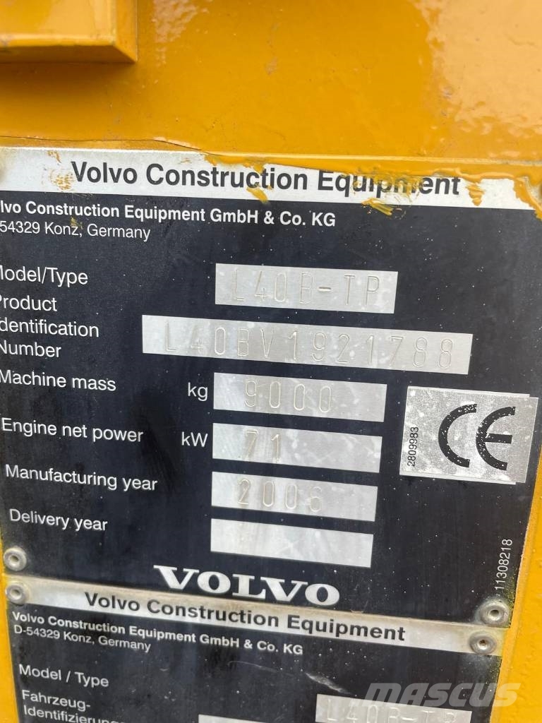 Volvo L 40 B Колесни товарачи