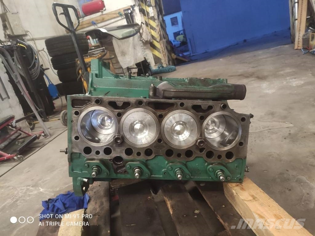 Volvo L 40 B Колесни товарачи