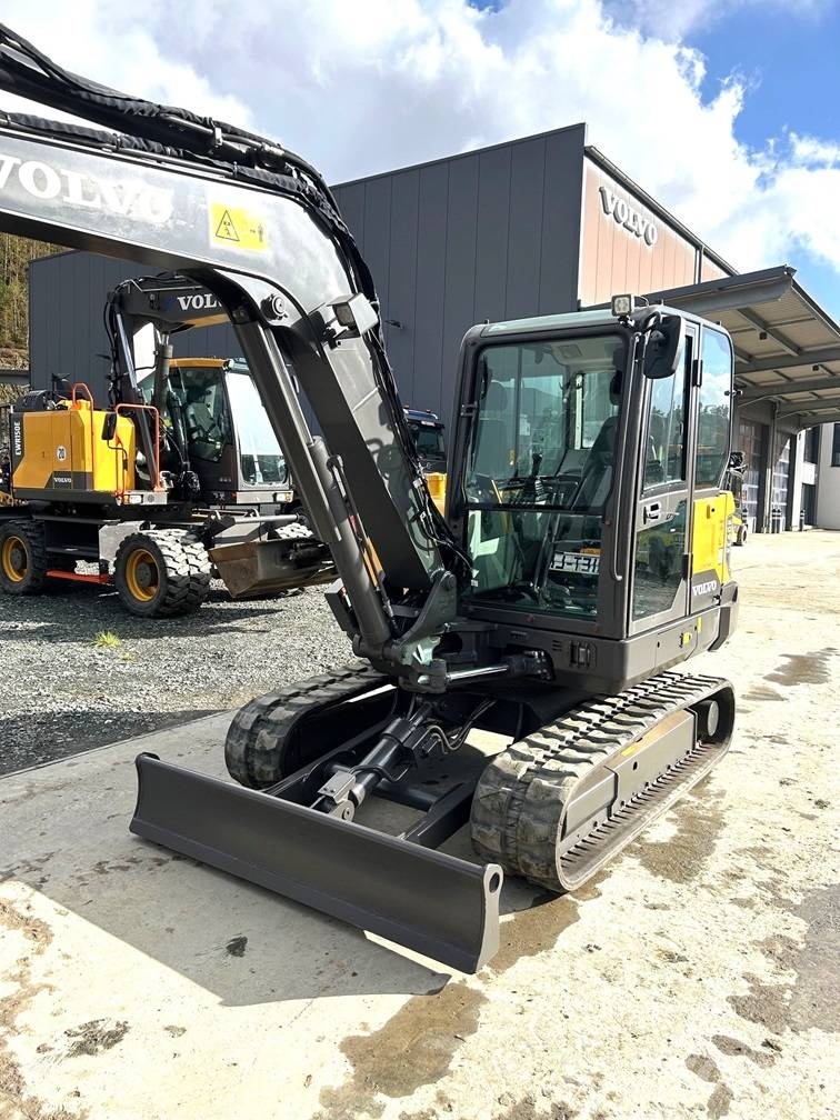Volvo EC 60 E 소형 굴삭기 7톤 미만