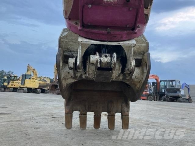 PC PC128US‑10 Excavadoras sobre orugas