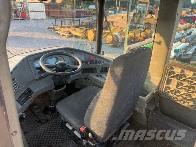 Volvo A 40 D USED CAB كابينة والداخلية