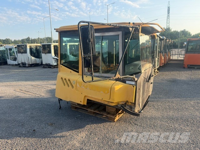 Volvo A 40 D USED CAB كابينة والداخلية