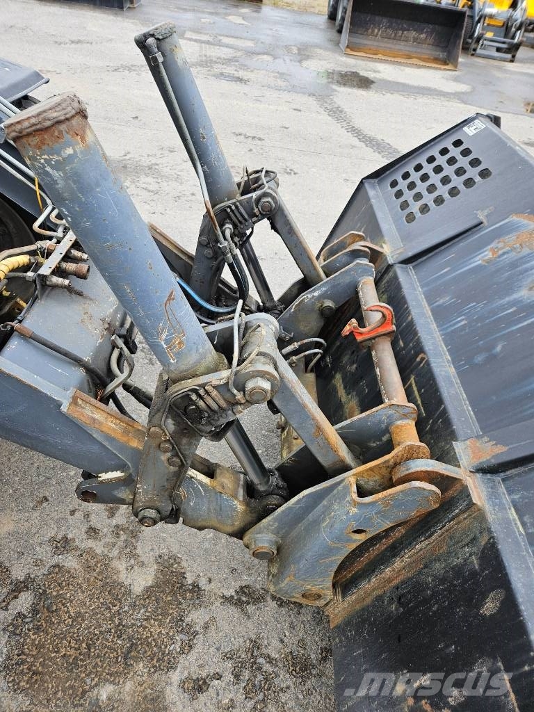 Wille 855 ماكينات منفعة عامة
