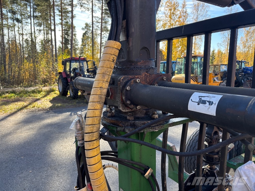Farma 8-51D Metsäperävaunu paketti Skogsvagnar