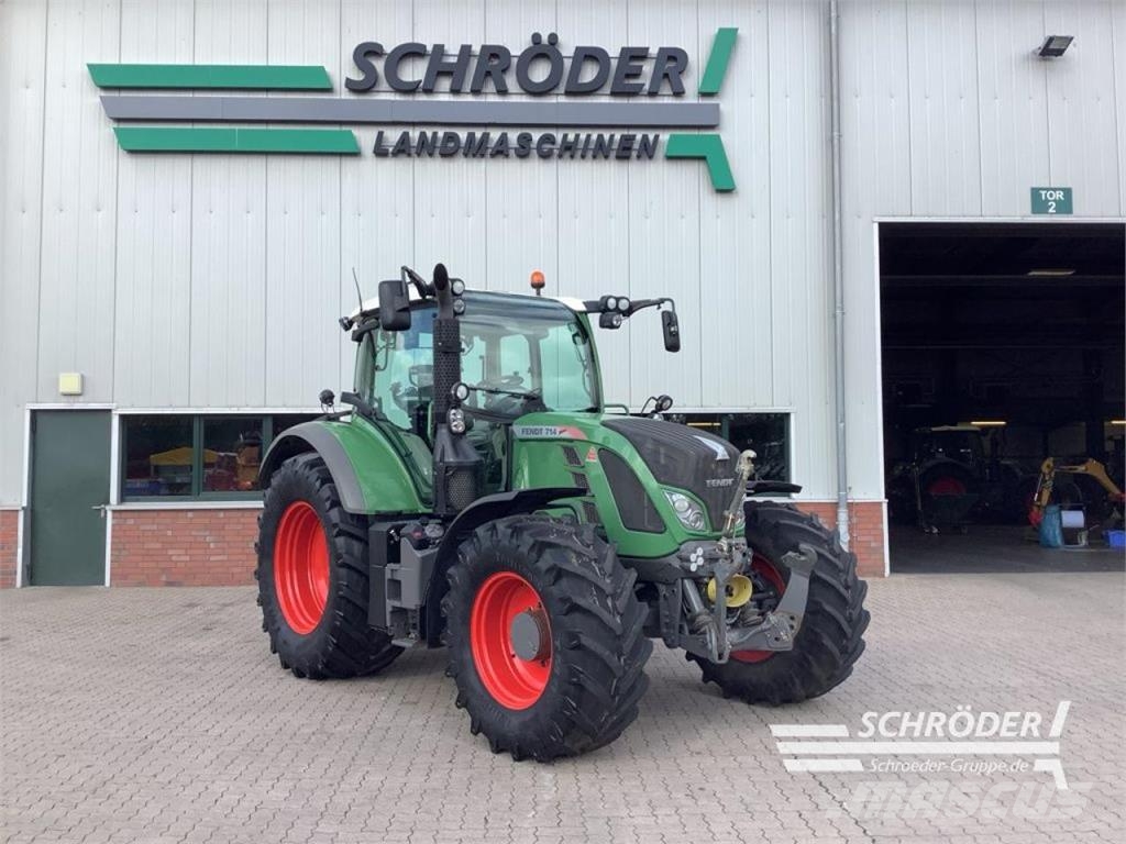 Fendt 714 VARIO SCR PROFI | TRIMBLE RTK Traktorit