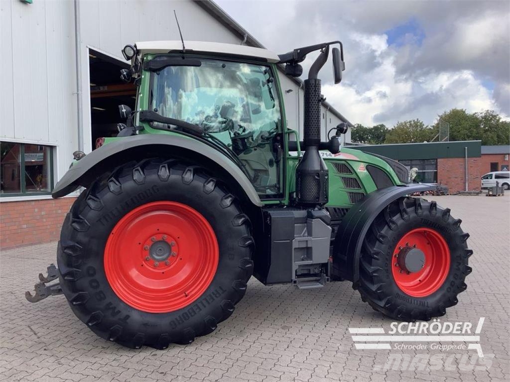 Fendt 714 VARIO SCR PROFI | TRIMBLE RTK Traktorit
