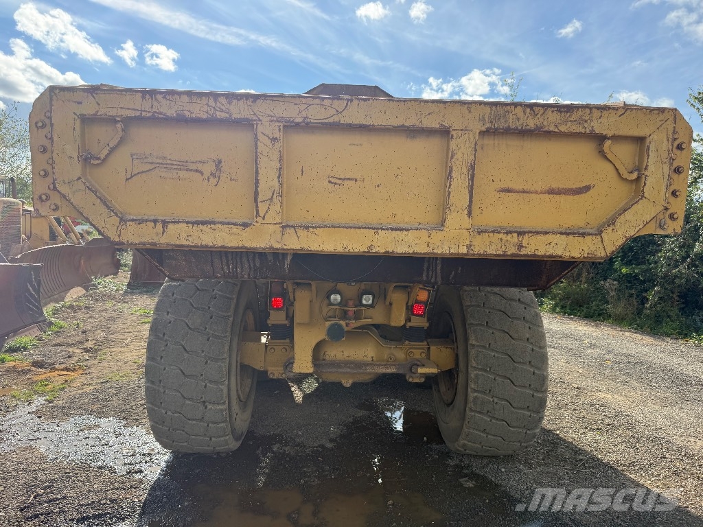 CAT 725 Dúmpers articulados