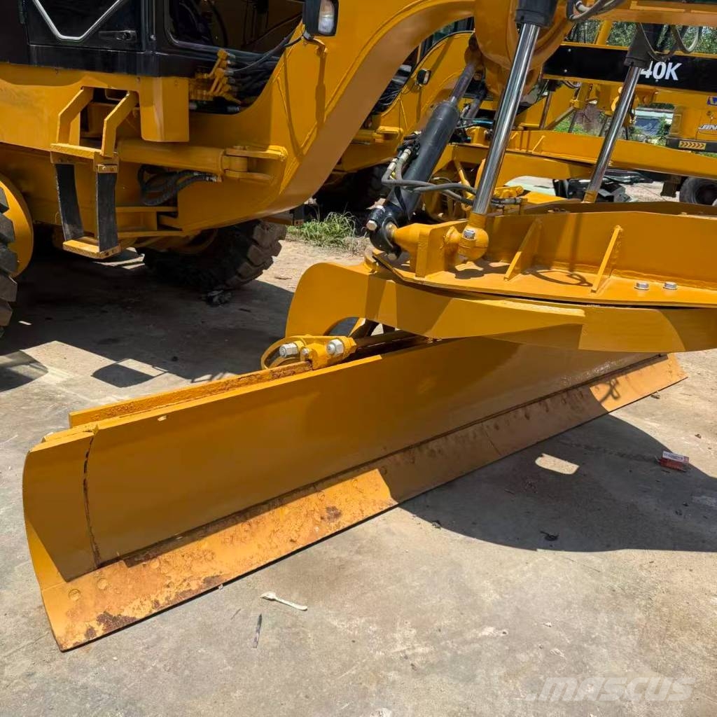 CAT 140 G Грейдери