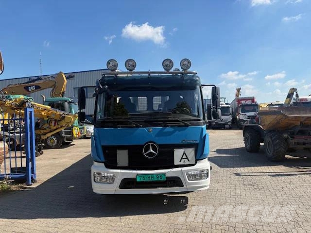 Mercedes-Benz Atego 1221 Camiones caja cerrada