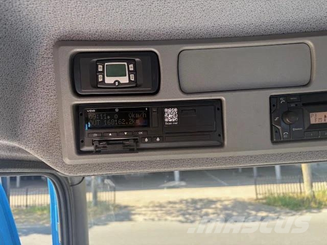 Mercedes-Benz Atego 1221 Camiones caja cerrada