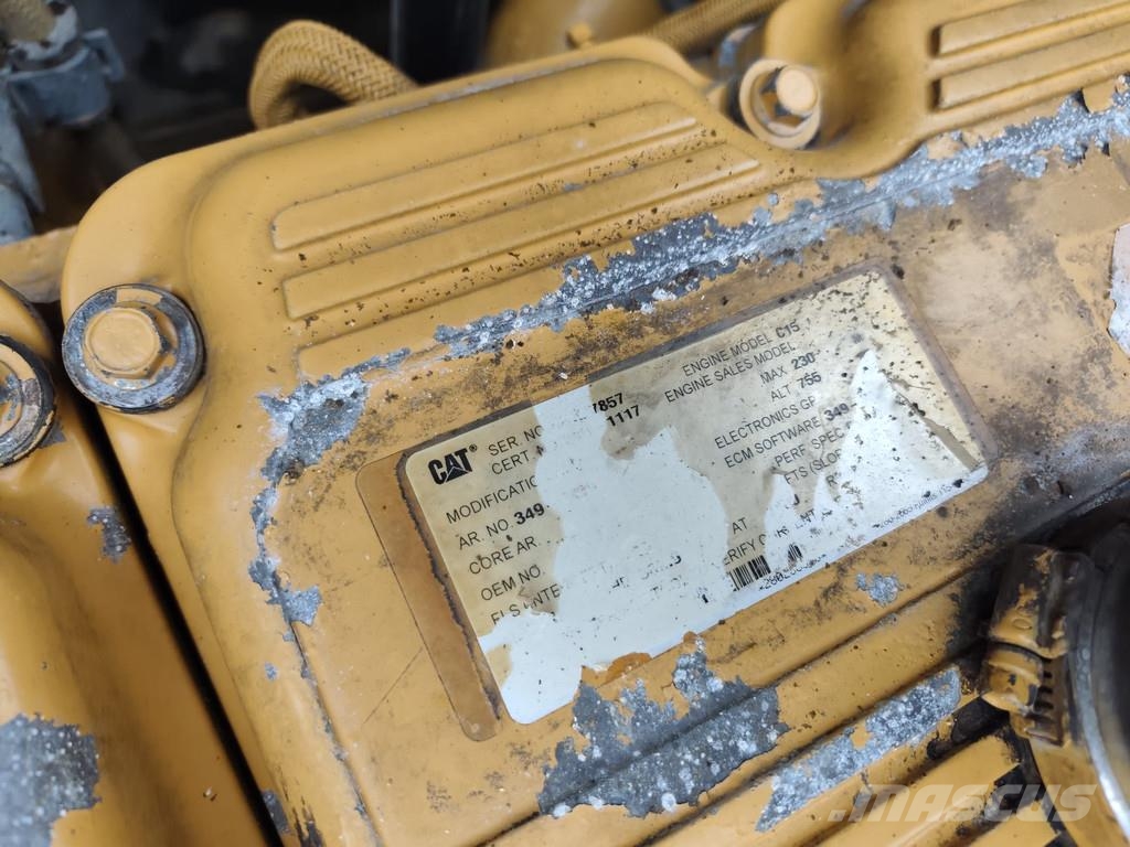 CAT 374F D . Raupenbagger
