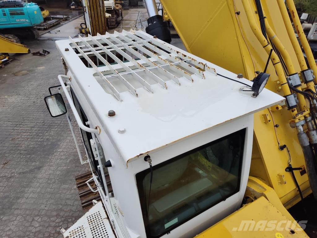 CAT 374F D . Raupenbagger