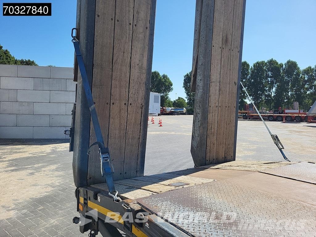 Faymonville MAX 100 Steering Axle Ramps Semirremolques de carga baja