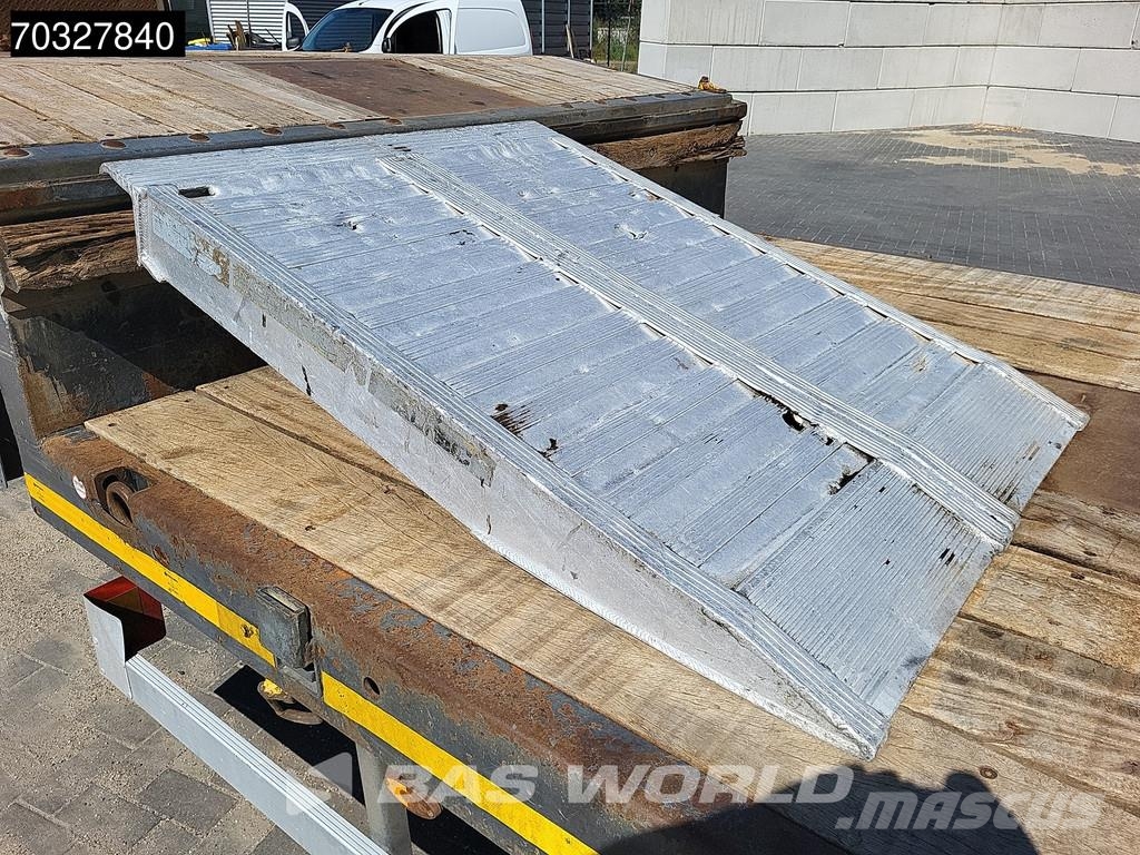 Faymonville MAX 100 Steering Axle Ramps Semirremolques de carga baja