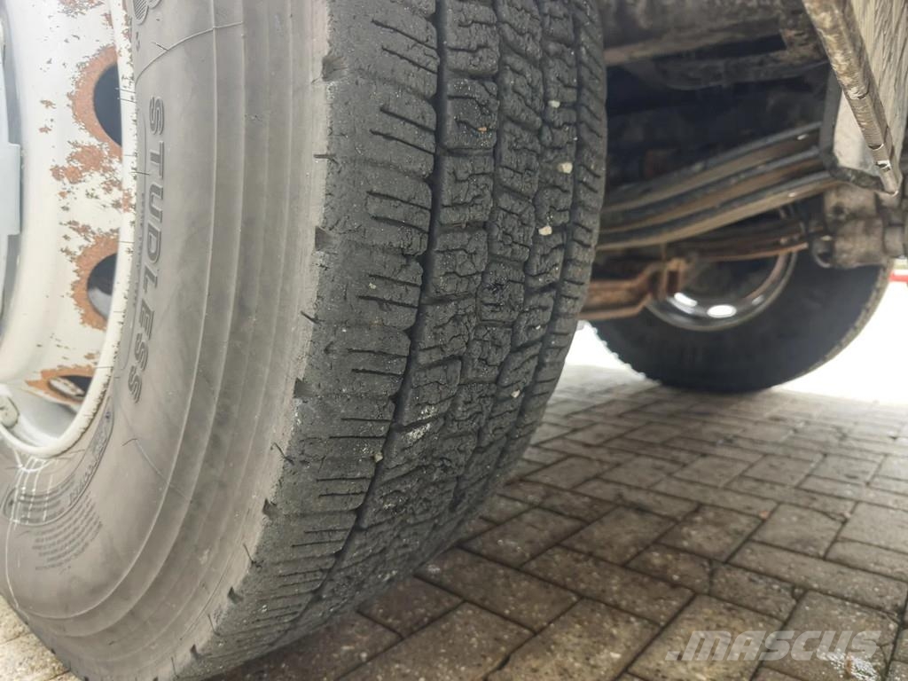 Volvo FMX 460 8x4 AMV 11 SWL 10.000R Tunnelplatform Camion nacelle