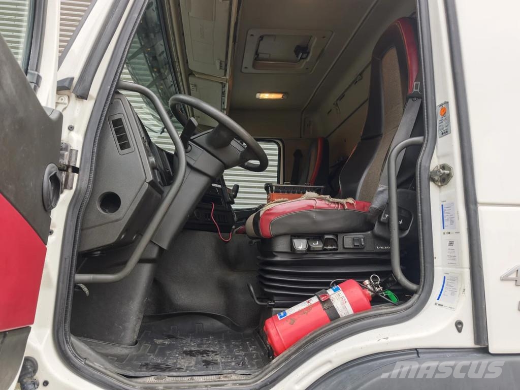 Volvo FMX 460 8x4 AMV 11 SWL 10.000R Tunnelplatform Camion nacelle