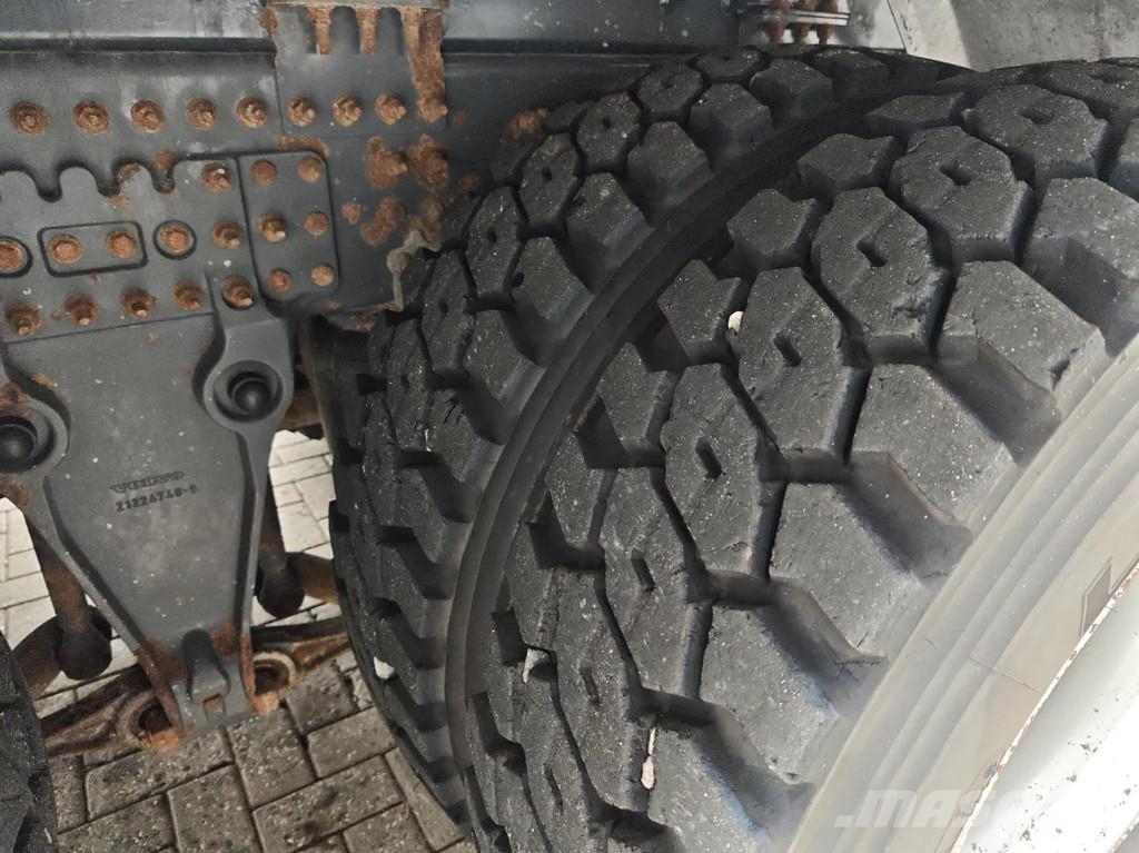 Volvo FMX 460 8x4 AMV 11 SWL 10.000R Tunnelplatform Camion nacelle