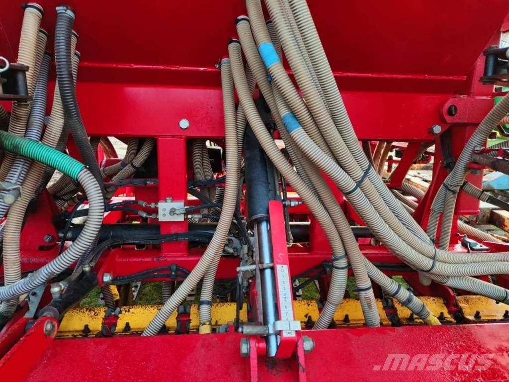 Väderstad 400S Mechanické sejačky