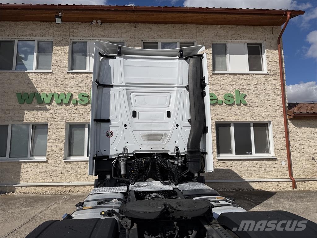 Mercedes-Benz Actros VIN 628 وحدات الجر