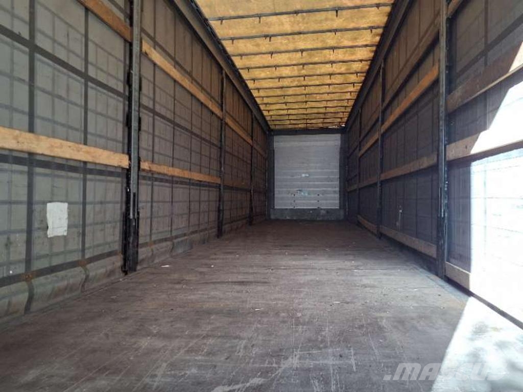 Schmitz Cargobull Trailer Curtainsider Lifting + Sliding Roof Mega Semi-reboques com cortinas laterais