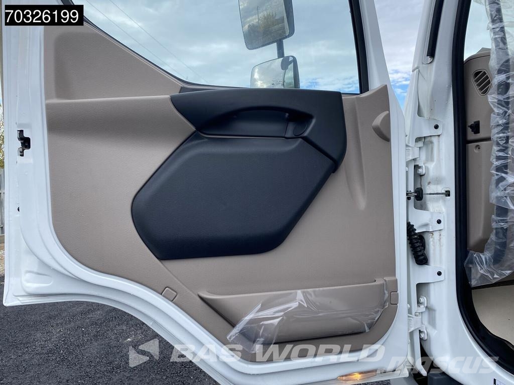 DAF XB 230 4X2 NEW! 16T chassis 326cm Manual Airco Eur Camiones con chasís y cabina
