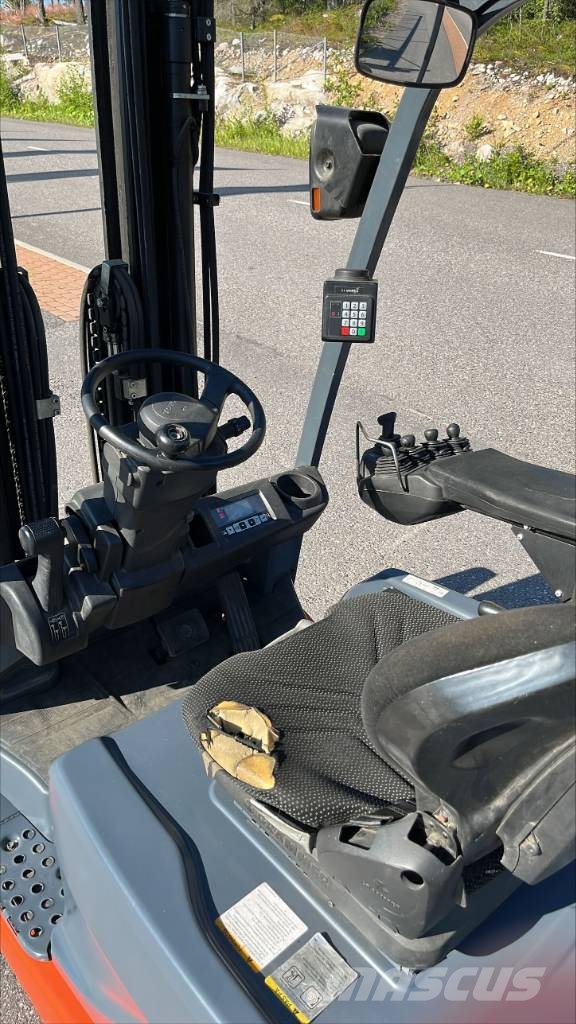Toyota 8 FBET 16 El gaffeltrucks