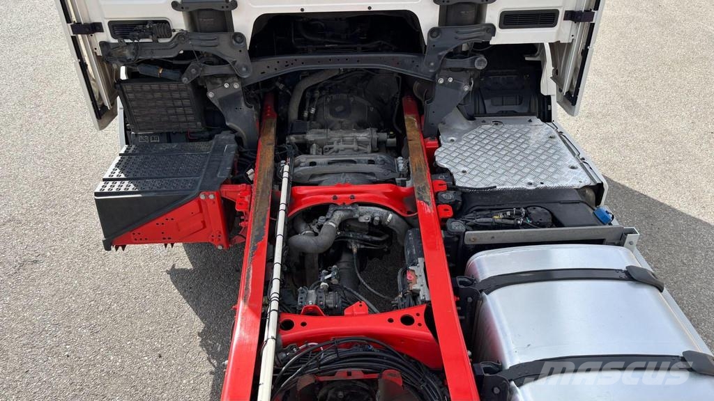 Scania R540 8x4*4 EURO6 + RETARDER + 8600mm CHASSIS Camiones con chasís y cabina
