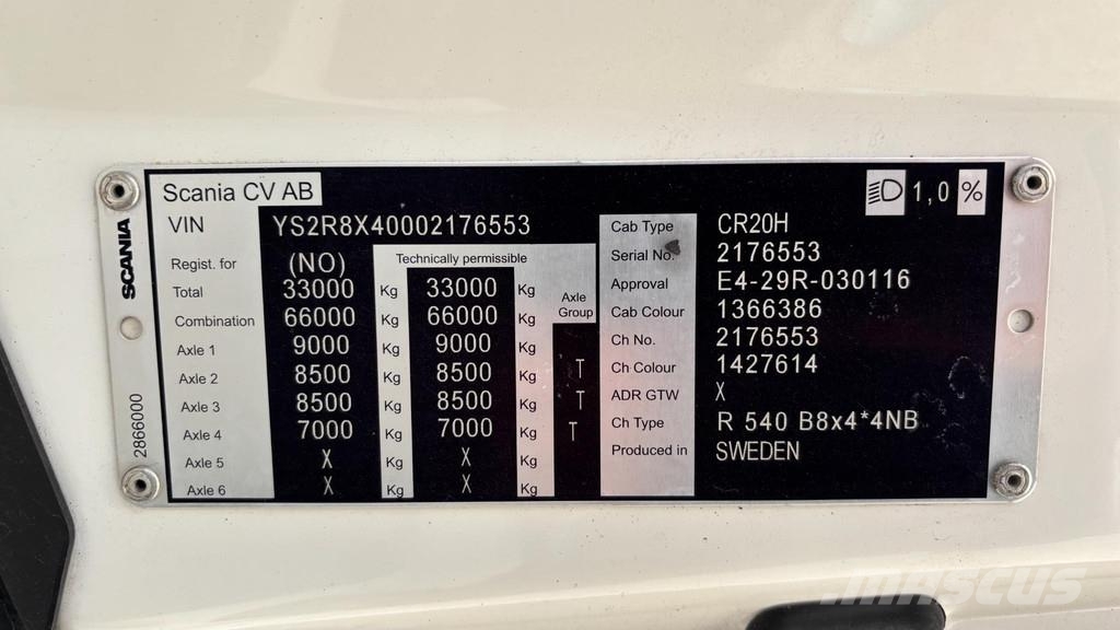 Scania R540 8x4*4 EURO6 + RETARDER + 8600mm CHASSIS Camiones con chasís y cabina
