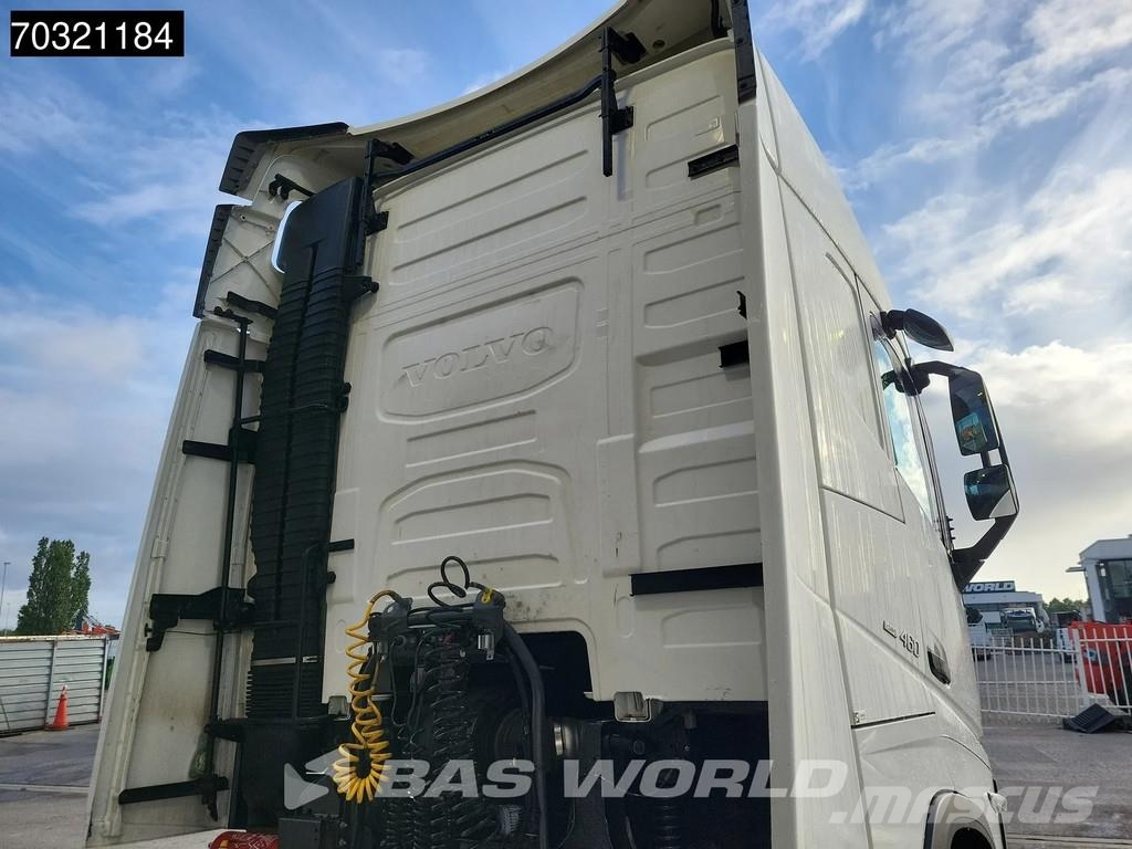 Volvo FH 460 4X2 VEB+ 2xTanks Cavalos mecânicos