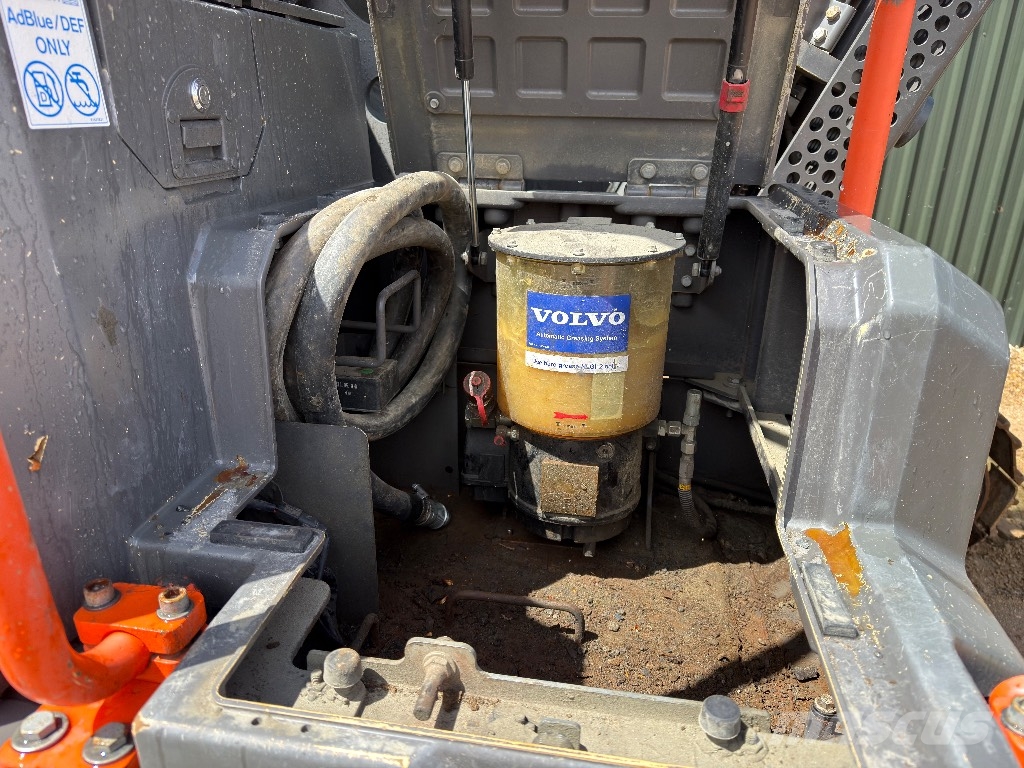 Volvo EC 300 EL Lánctalpas kotrók