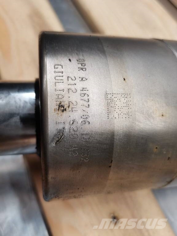 New Holland LM 5040 {steering rod Spicer Σασί - πλαίσιο