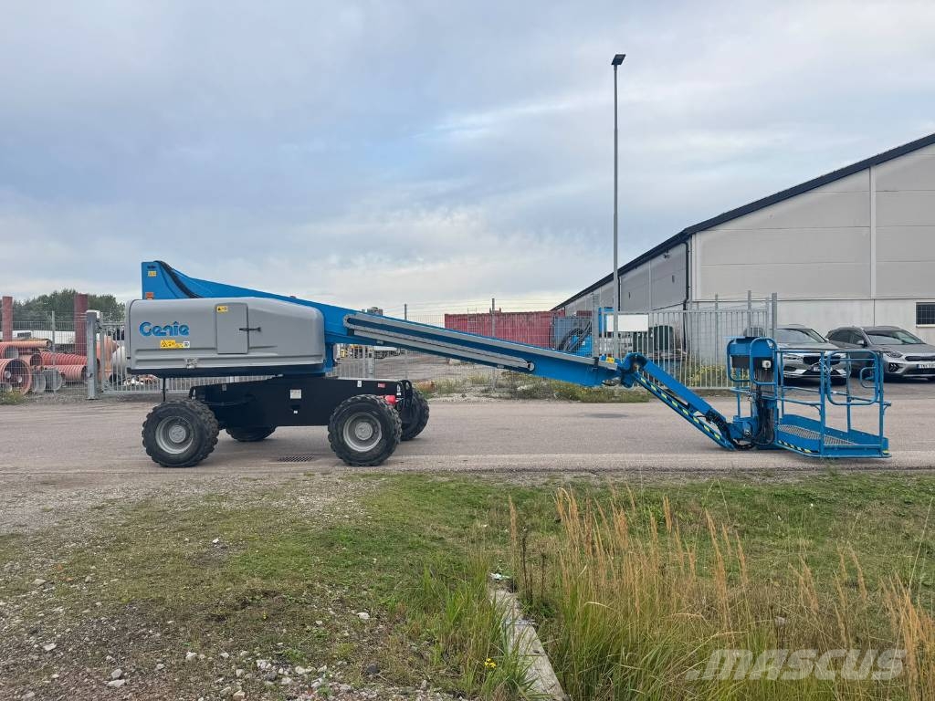 Genie S 45 Iseliikuvad poomtõstukid