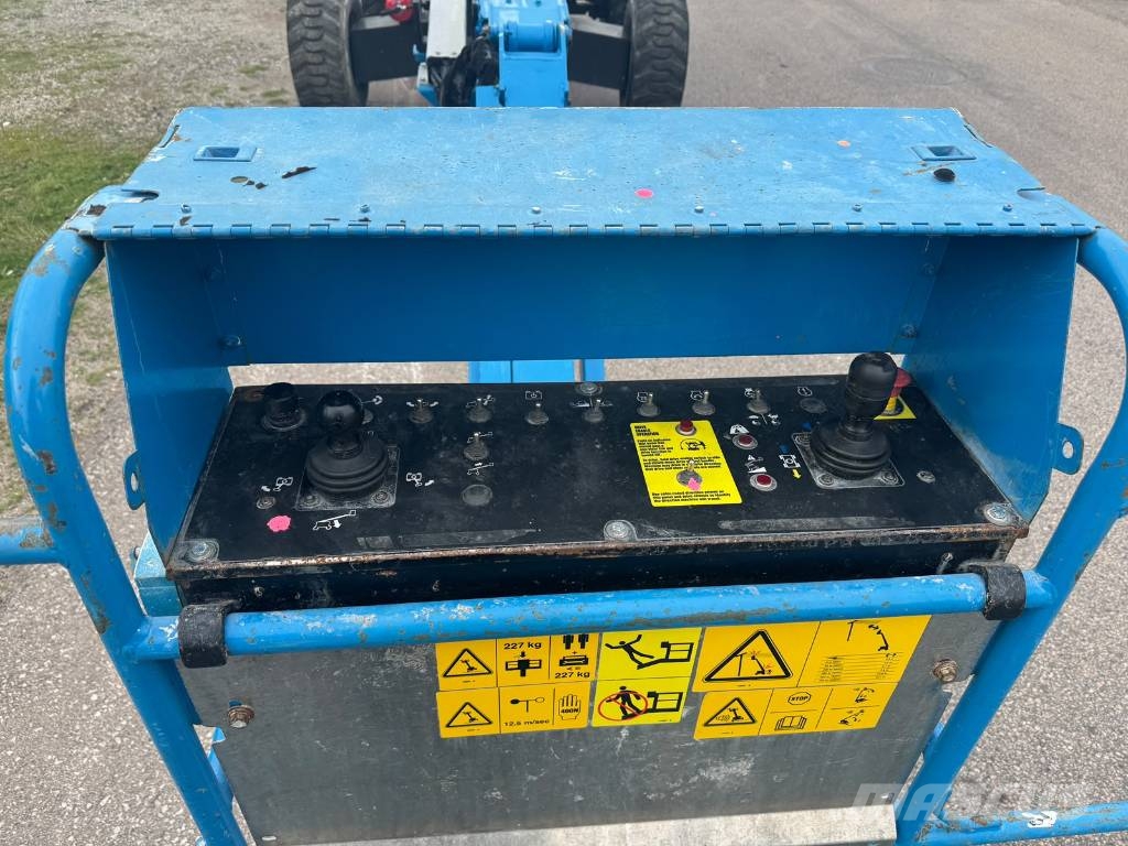 Genie S 45 Iseliikuvad poomtõstukid