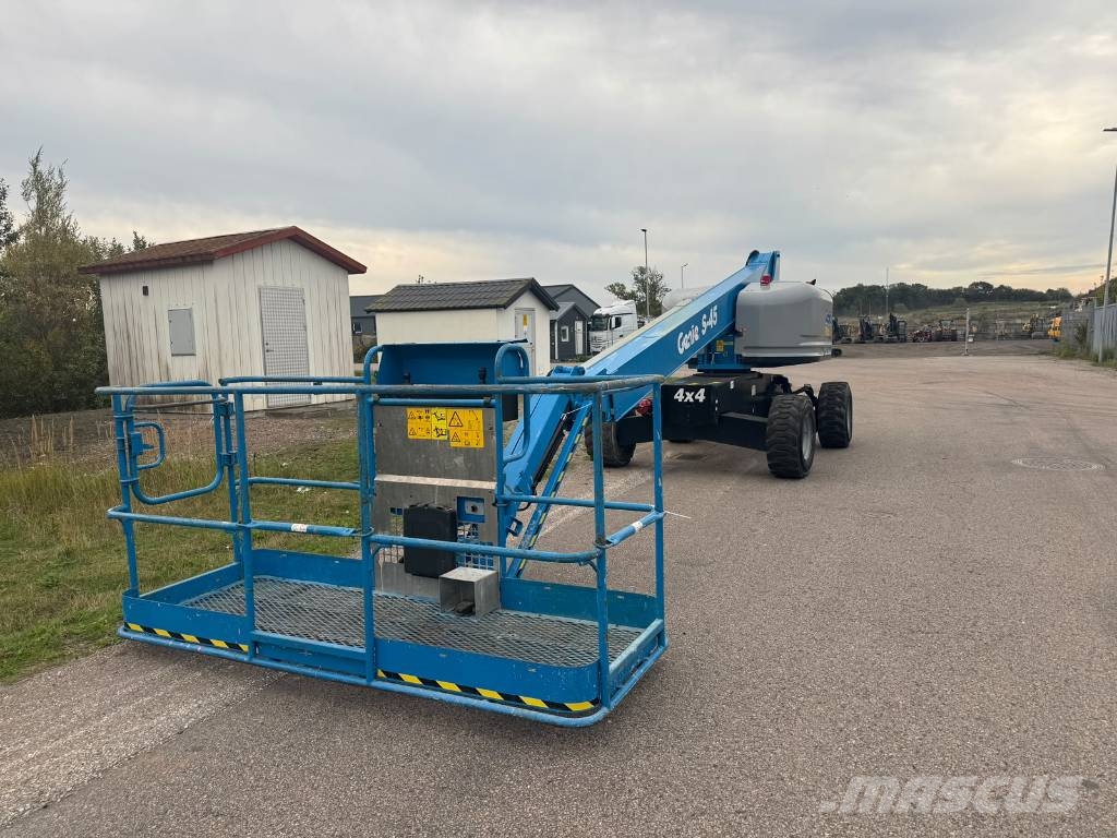 Genie S 45 Iseliikuvad poomtõstukid