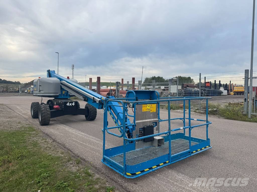 Genie S 45 Iseliikuvad poomtõstukid